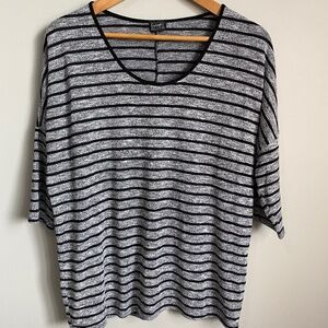 VAMP 1/4 Sleeve Women's Gray/Black Stripe Fine Knit T-shirt‎ Size Large